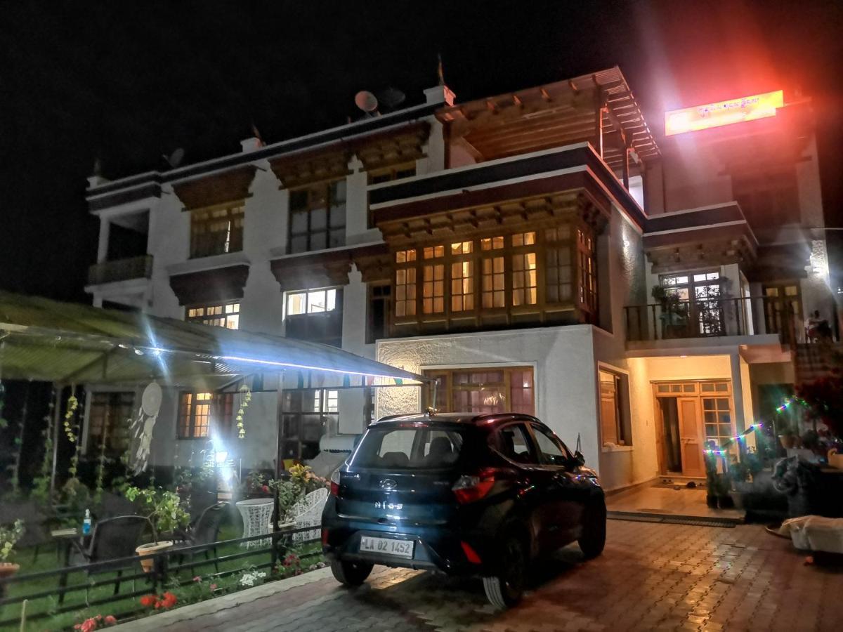 Gangs-Shun Homestay Leh Exterior photo